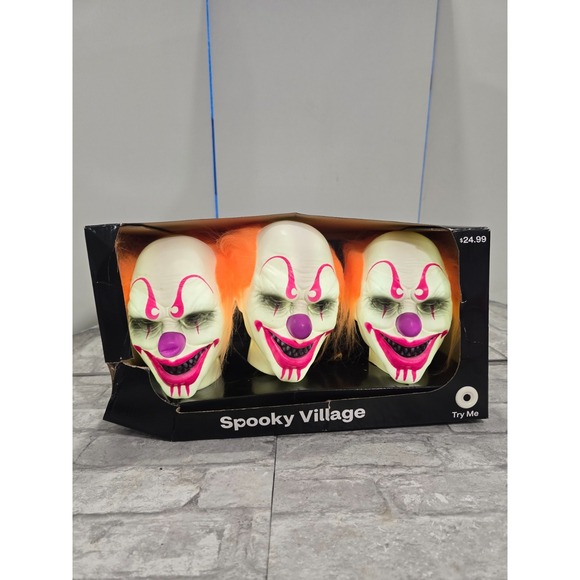 Spooky‎ Village Clown Pathway Markers Lights, Noises, Sound Activated NIB VIDEO - Picture 3 of 11